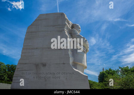 Il lato emotivo vista del MLK jr. statua in Washington DC. Foto Stock