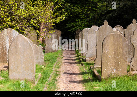 Le lapidi del cimitero, Haworth, West Yorkshire Foto Stock
