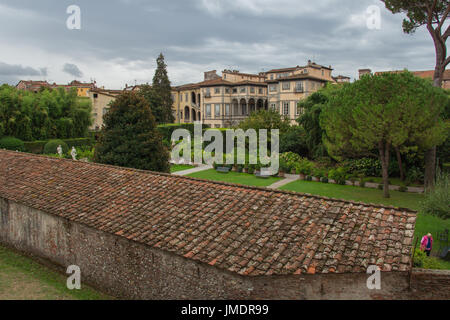 L'Italia, Lucca - 18 Settembre 2016: il punto di vista del Palazzo Pfanner il 18 settembre 2016 a Lucca, Toscana, Italia. Foto Stock