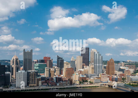 Skyline del centro di Pittsburgh Foto Stock