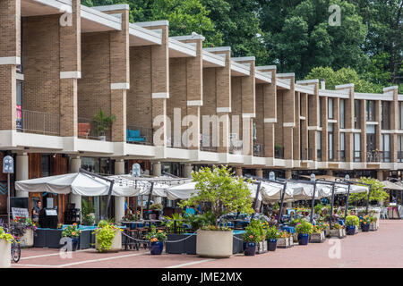 Il lago di Anne Plaza a Reston in Virginia. Foto Stock