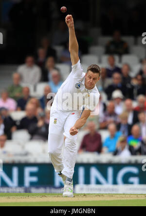 Sud Africa Morne Morkel bocce durante il primo giorno della terza prova Investec corrispondono alla Kia ovale, Londra. Foto Stock