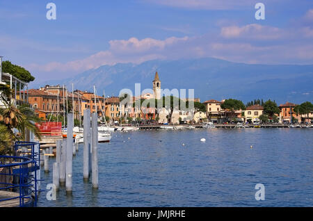 Toscolano Maderno sul Lago di Garda in Italia, Lombardia Foto Stock