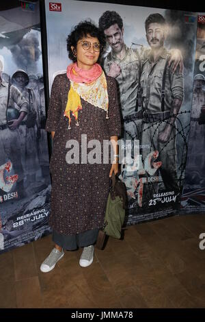 Mumbai, India. 27 Luglio, 2017. Kiran rao durante il filmato di screening RAAGDESH al lightbox, santracruze Credito: Prodip Guha/Alamy Live News Foto Stock