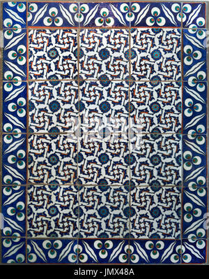 Museo Benaki di arte islamica Pannello di Iznik xvi secolo,Athens, Grecia Foto Stock