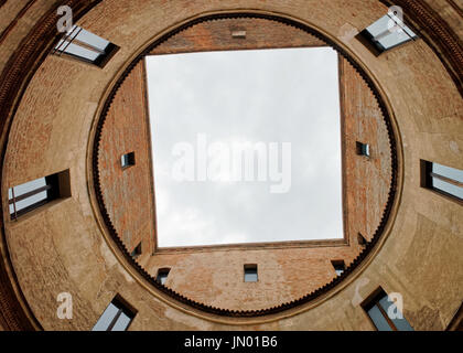 Cortile della Casa del Mantegna a Mantova, Italia Foto Stock