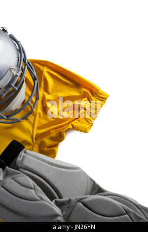Direttamente sopra il colpo di sport jersey con casco su sfondo bianco Foto Stock
