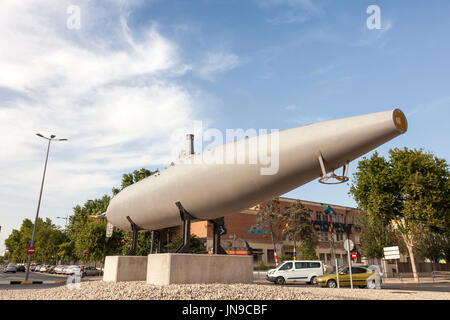 Cartagena, Spagna - 28 Maggio 2017: Replica della storica Peral sottomarino in città di Cartagena, provincia di Murcia, Spagna Foto Stock