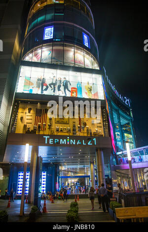 Il terminale 21 centro shopping a Bangkok, in Thailandia Foto Stock