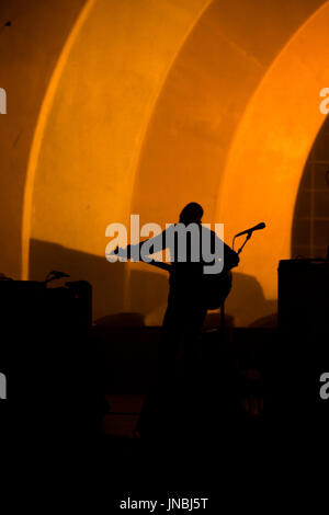 Brooklyn, NY - 28 luglio 2017. Una folla stimata a 9.000 riempito il Prospect Park Bandshell, con una stima di 3 mila al di fuori del recinto per un concerto b Foto Stock