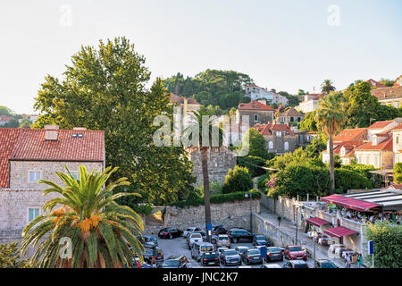 Dubrovnik Croazia - Agosto 19, 2016: Parcheggio a Dubrovnik, Croazia. Foto Stock