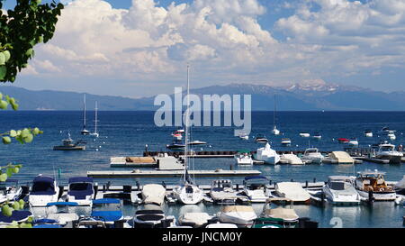 Nord Tahoe marina vista sul lago Foto Stock