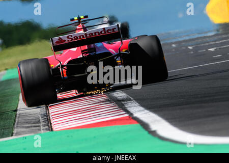 Mogyorod. 29 Luglio, 2017. La Scuderia Ferrari il pilota finlandese Kimi Raikkonen compete durante la sessione di qualifica ungherese della F1 Grand Prix al Hungaroring a Mogyorod, Ungheria il 29 luglio 2017. Credito: Jure Makovec/Xinhua/Alamy Live News Foto Stock