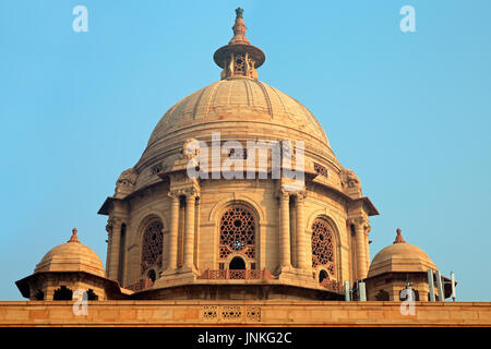 Dettagli architettonici del Rashtrapati Bhavan - presidente station wagon - Delhi, India Foto Stock