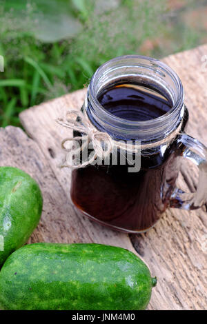 Antipiretico per bevanda calda giornata, cera gourd tè, un popolare bevande al Vietnam, succosa dal melone che un bene per la salute Foto Stock