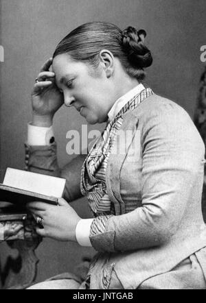 Elizabeth Garrett Anderson (1836-1917), un medico inglese e femminista e il primo Englishwoman per qualificarsi come un medico e chirurgo in Gran Bretagna. Fotografia c.1889. Foto Stock