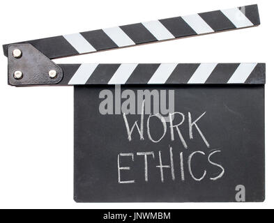 L'etica del lavoro in bianco gesso su clapboard isolato su bianco Foto Stock