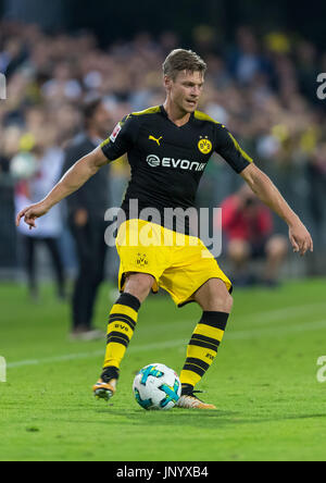 Winterthur, Svizzera. 28 Luglio, 2017. Dortmund Lukasz Piszczek in azione durante il Borussia Dortmund vs Espanyol Barcelona test match in Winterthur, Svizzera, 28 luglio 2017 Foto: Guido Kirchner/dpa/Alamy Live News Foto Stock