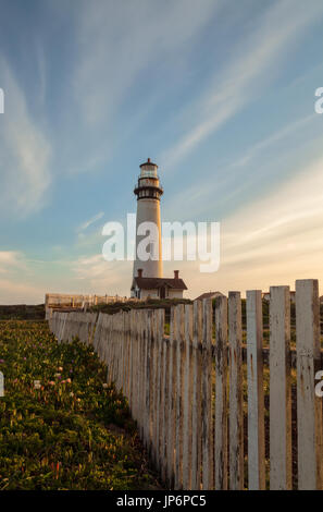 Pigeon Point Lighthouse, meridionale per la Baia di San Francisco, California Foto Stock