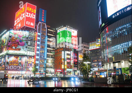 Tokyo, Giappone - quartiere di Shinjuku notte Foto Stock