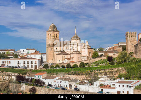 Spagna, regione dell'Extremadura, Jerez de los Caballeros Città, Encarnacion Chiesa Foto Stock