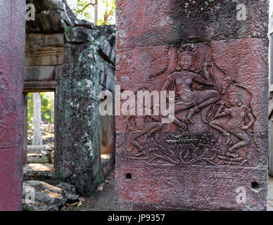 Apsaras, bassorilievi, il Bayon, Angkor Thom, Siem Reap, Cambogia, Foto Stock