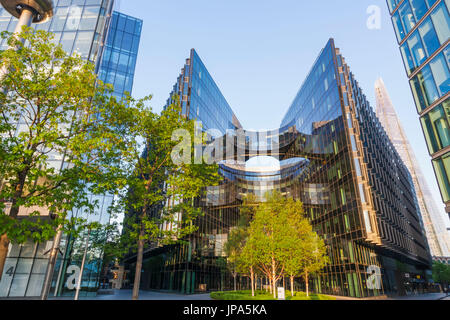 Inghilterra, Londra, Southwark, 7 More London Riverside station wagon, Price Waterhouse Coopers Head Office Foto Stock