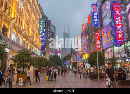 Cina Shanghai City, Nanjin Lu Avenue Foto Stock