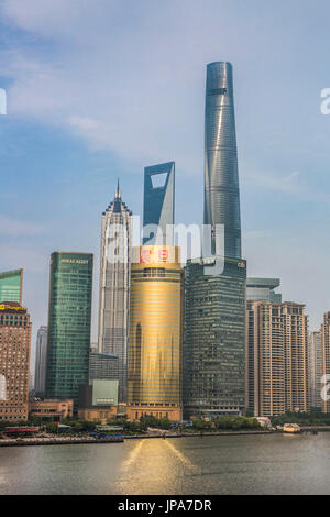 Cina Shanghai City, quartiere Pudong skyline, Jinmao, il World Financial Center di Shanghai e Tower Foto Stock