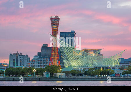 Giappone, città di Kobe Kobe Port Skyline, Kobe la torre Foto Stock