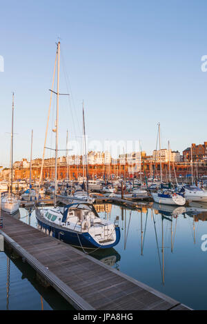 Inghilterra, Kent, Ramsgate, Ramsgate Marina Foto Stock