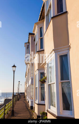 Inghilterra, Norfolk, Cromer, case sul lungomare Foto Stock