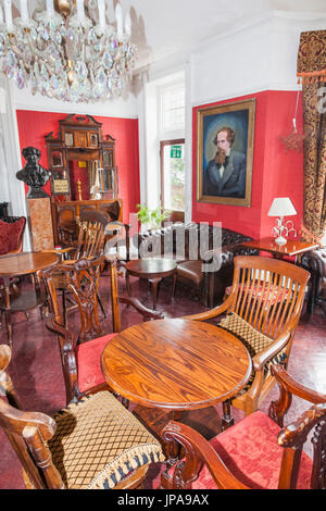 Inghilterra, Kent, Broadstairs, Bleak House, il Lounge Foto Stock