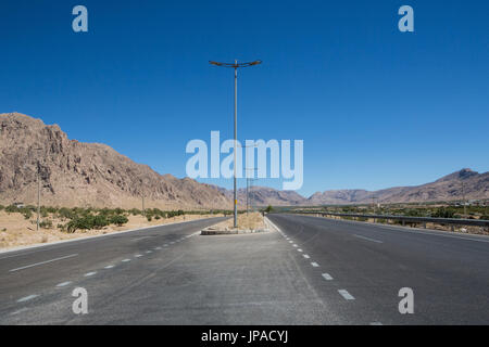 Iran, Autostrada vicino Neyriz City Foto Stock