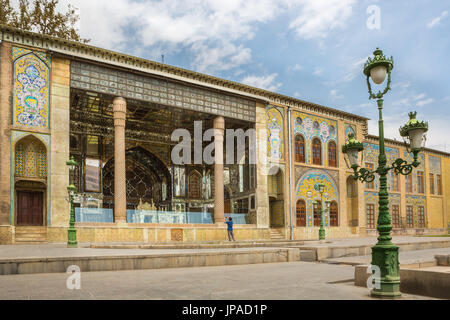 Iran Teheran Città, Golestan Palace complesso, Ivan-e Takht-e Marmar (trono marmoreo della veranda) Foto Stock