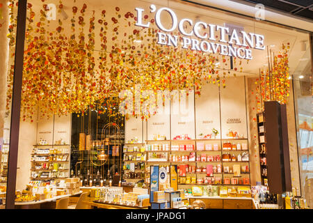 Cina, Hong Kong, centrale, IFC Shopping Mall, L'Occitane en Provence Store Foto Stock