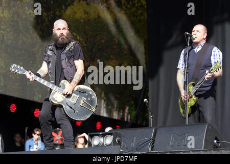 Eseguire rancido a BST dotate: rancido, Tim Armstrong, Lars Frederiksen dove: Londra, Regno Unito quando: 01 lug 2017 Credit: WENN.com Foto Stock