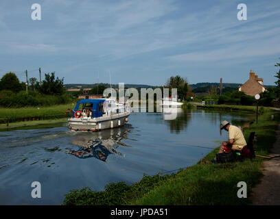 L'uomo la pesca di Gloucester e Nitidezza Canal. Foto Stock