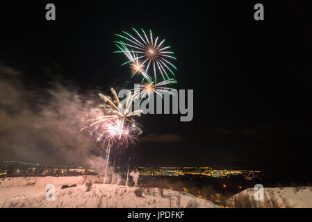 Il veglione di Capodanno fuochi d'artificio Foto Stock