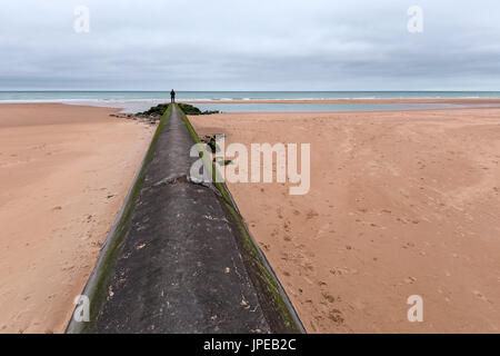 La spiaggia di Omaha, Saint Laurent sur mer, dipartimento di Calvados, in Normandia, Francia, Europa Foto Stock
