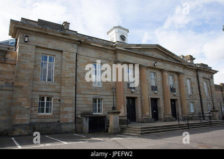 La facciata anteriore di Durham Crown Court building Foto Stock