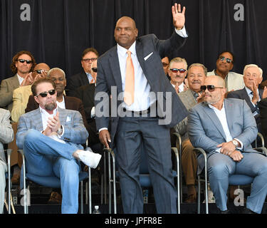 New York, NY, STATI UNITI D'AMERICA. 29 Luglio, 2017. Jeff Bagwell, Tim Raines e Ivan Rodriguez lungo con la Hall of Fame i membri possono partecipare alla National Baseball Hall of Fame Premi celebrazione nel campo doubleday sulla luglio 29, 2017 durante il fine settimana a induzione a Cooperstown, New York. Credito: John Palmer/media/punzone Alamy Live News Foto Stock