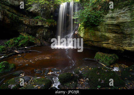 La cascata di routin Lynn Foto Stock