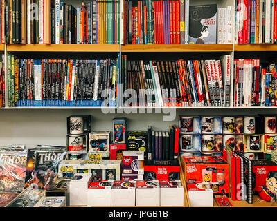 Bucarest, Romania - 06 Maggio 2017: famoso fumetto americano riviste per la vendita In bookstore locale. Foto Stock