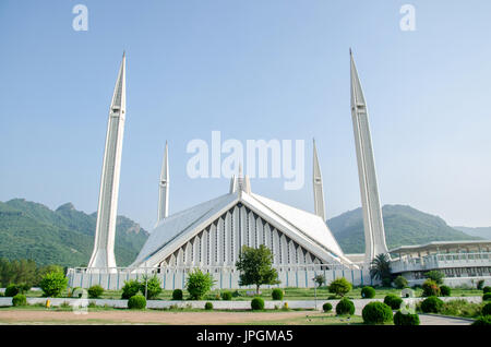 Shah Faisal moschea è una delle più grandi moschee del mondo che si trova nella città capitale del Pakistan, Islamabad. Foto Stock