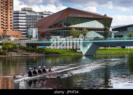 Adelaide Convention Center sulla River Torrens, Sud Australia. Foto Stock