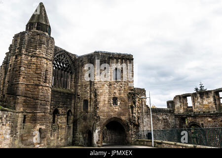 Dunfermline Abbey e Palazzo, Dunfermline, Fife, Scozia Foto Stock
