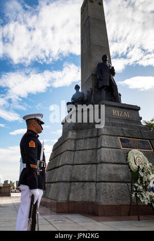 Ghirlanda di cerimonia di posa, Rizal Park di Manila, Filippine Foto Stock