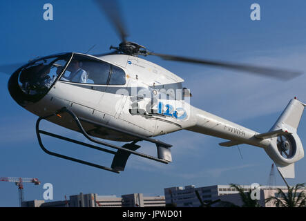 Eurocopter EC-120 Colibri sbarco Foto Stock