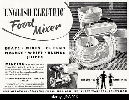 Anni Cinquanta vecchio vintage originale retrò Pubblicità Pubblicità English Electric Mixer Food & tritacarne in magazine del 1950 circa Foto Stock